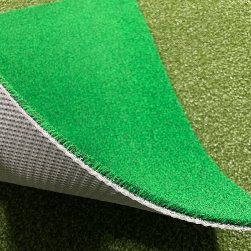 A sample swatch of Big Moss V2 Putting Turf.