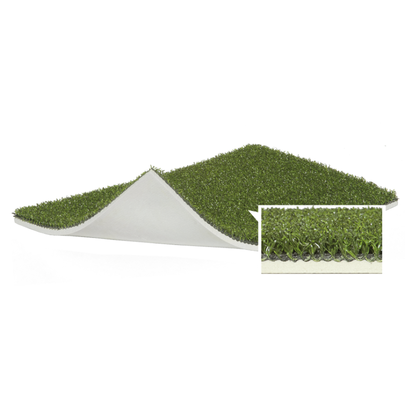 A sample swatch of Fast Putt Putting Turf.
