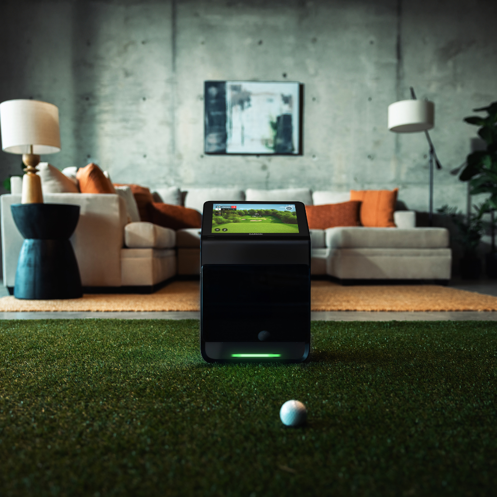 Garmin Approach R50 Launch Monitor and Golf Simulator close view with golf ball.