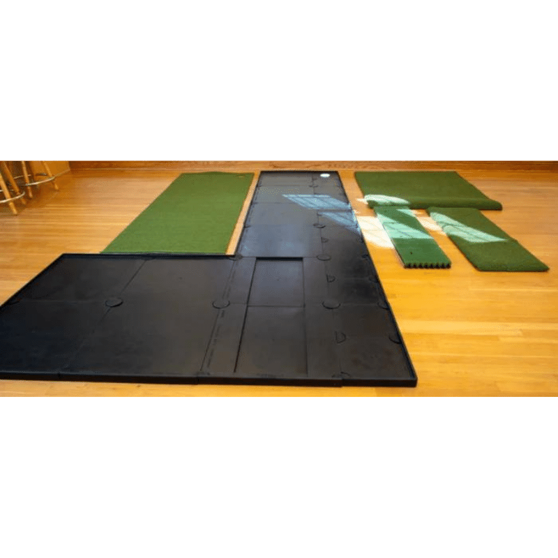 The Net Return Platinum Golf Turf pieces with modular frame.