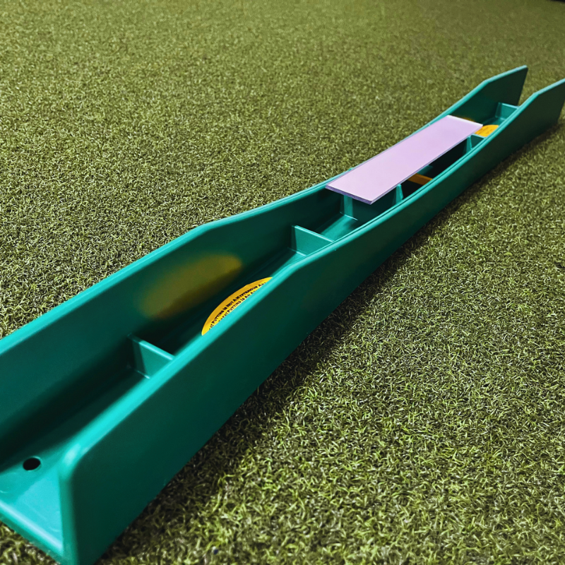 The Putting Arc MS-3D green side view.